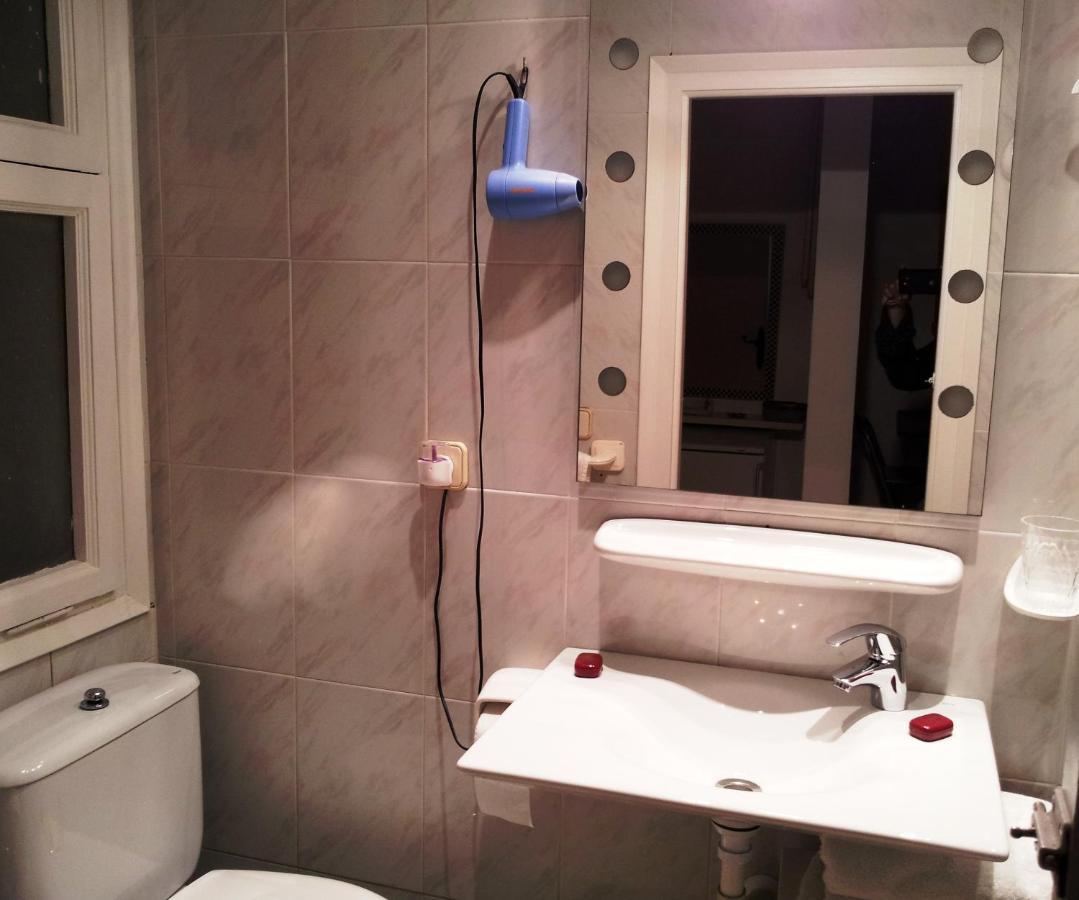 Apartaments Mare Nostrum Sitges Exterior photo